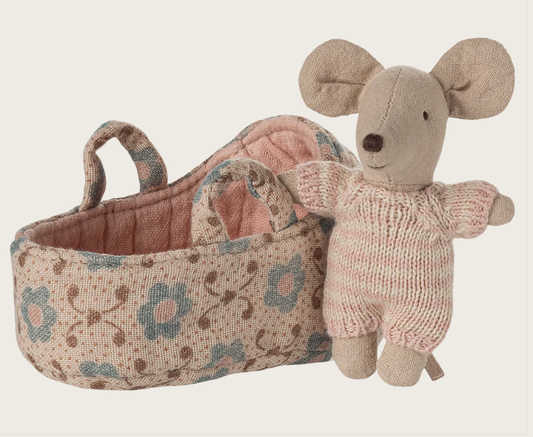 Maileg  Baby mouse in carry cot - Rose or Blue