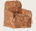 Load image into Gallery viewer, Preorder Maileg Folding Chair (Flower (11.1.26) or Dots (9.15.26)) (Expected Delivery: Varies)