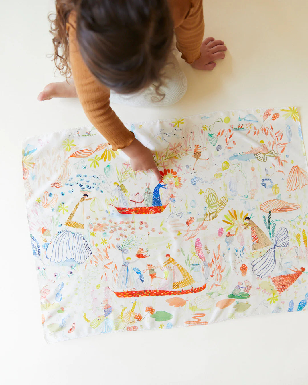 Sarah's Silks Seek & Find Garden in the Sea Playsilk