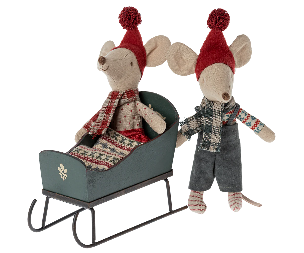 Maileg Mouse Sleigh (Green or Red)