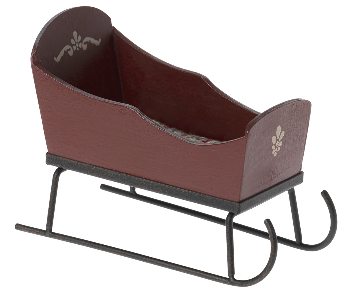 Maileg Mouse Sleigh (Green or Red)