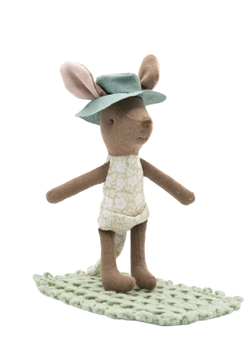 Rugaroo The Sunbaker | Kangaroo Doll & Beach Mat