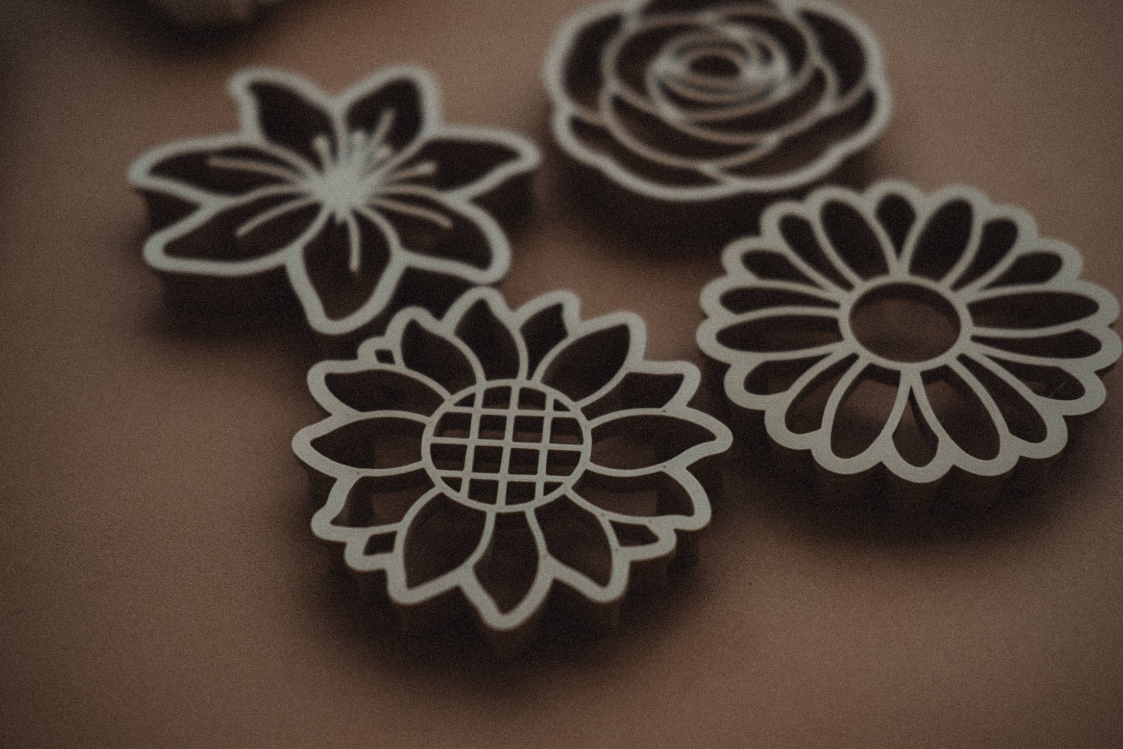 Kinfolk Pantry Mixed Flower Cutter Set Eco Playdough Tool