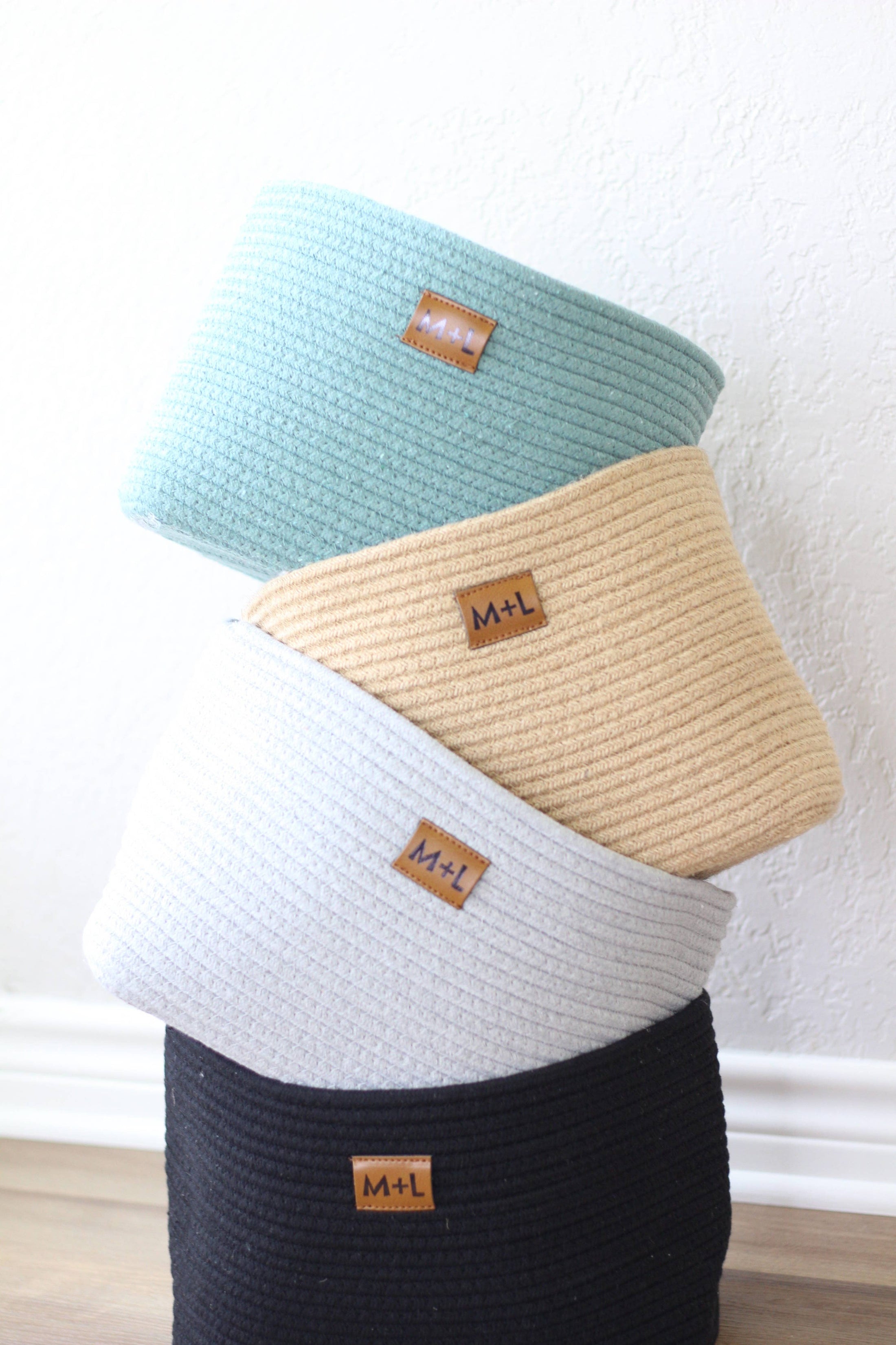 Maple and Lark Bliss Basket: White