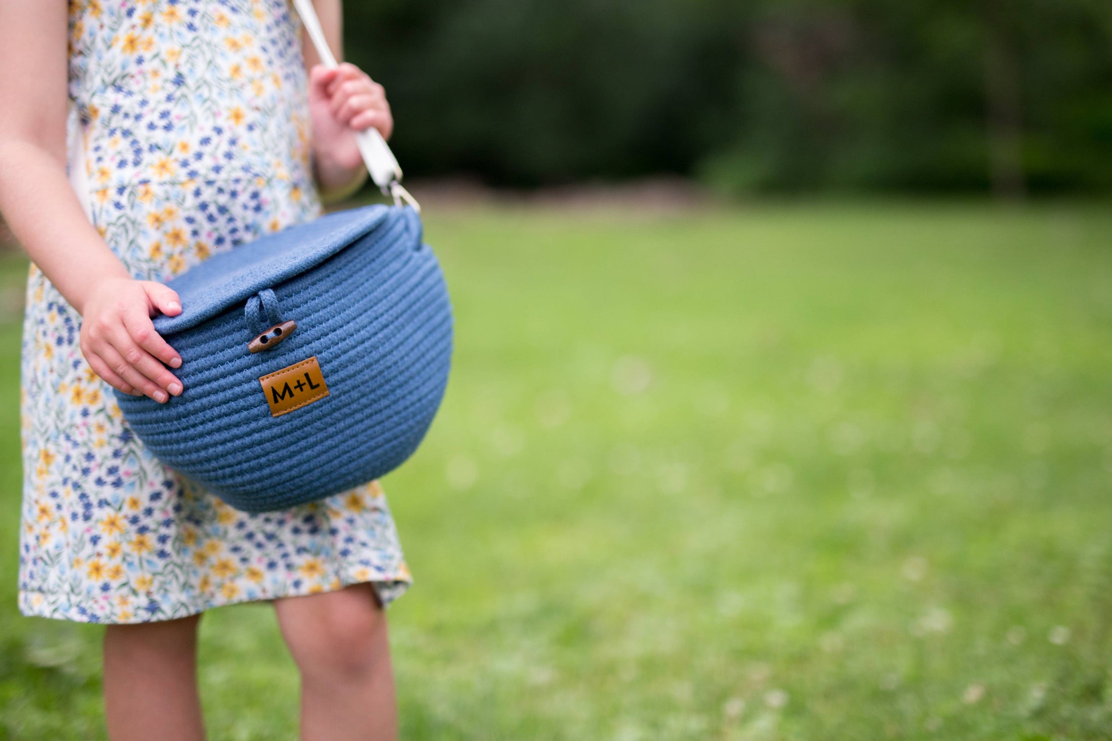 Maple and Lark Explorer Basket: Beige