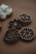 Load image into Gallery viewer, Kinfolk Pantry Mixed Flower Cutter Set Eco Playdough Tool
