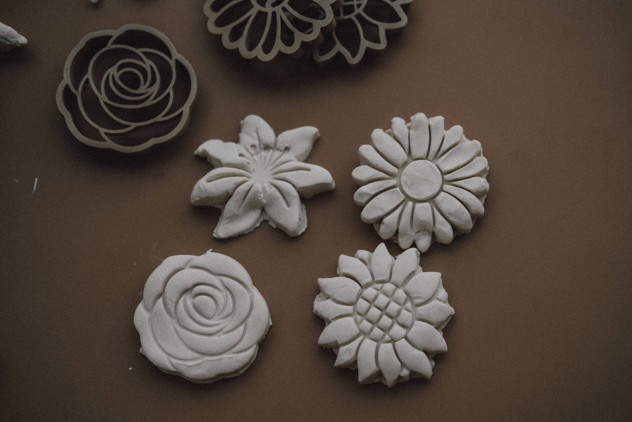 Kinfolk Pantry Mixed Flower Cutter Set Eco Playdough Tool