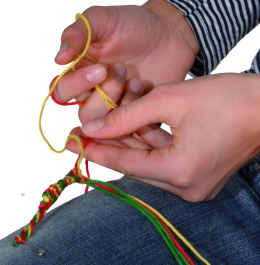 Dieters by Fagus DIY Friendship Bracelets