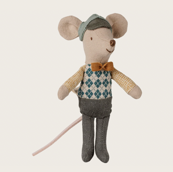 Preorder Maileg Driver Mouse, Little brother (Expected Delivery:9.15.26)