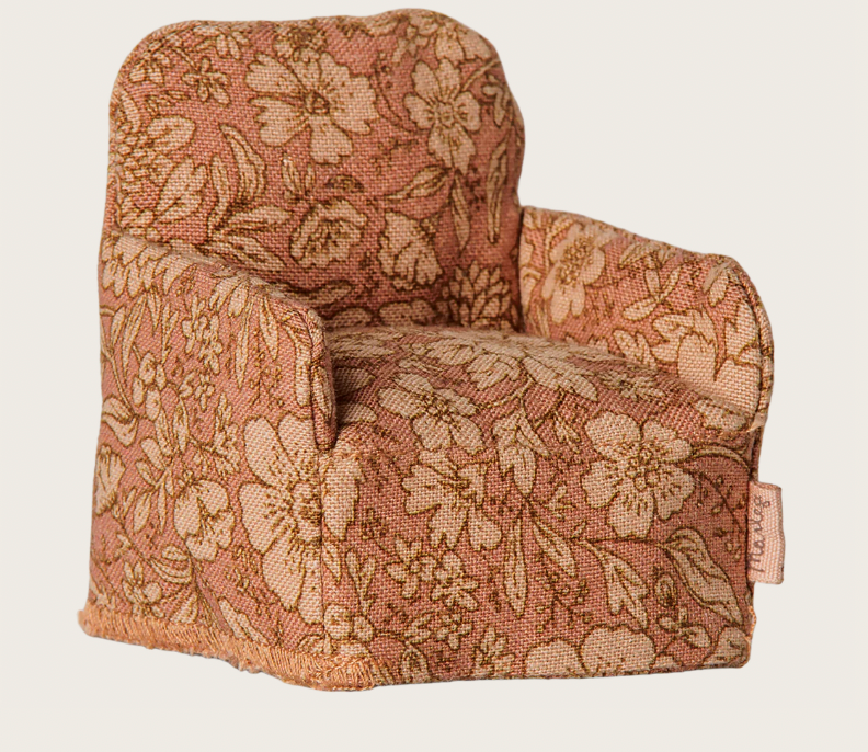 Preorder Maileg Folding Chair (Flower (11.1.26) or Dots (9.15.26)) (Expected Delivery: Varies)