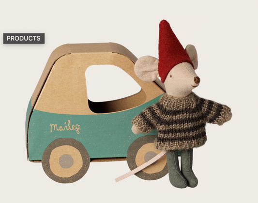 Preorder Maileg Christmas mouse, Little brother or Little Sister in car box (Expected Delivery: 11.1.26)