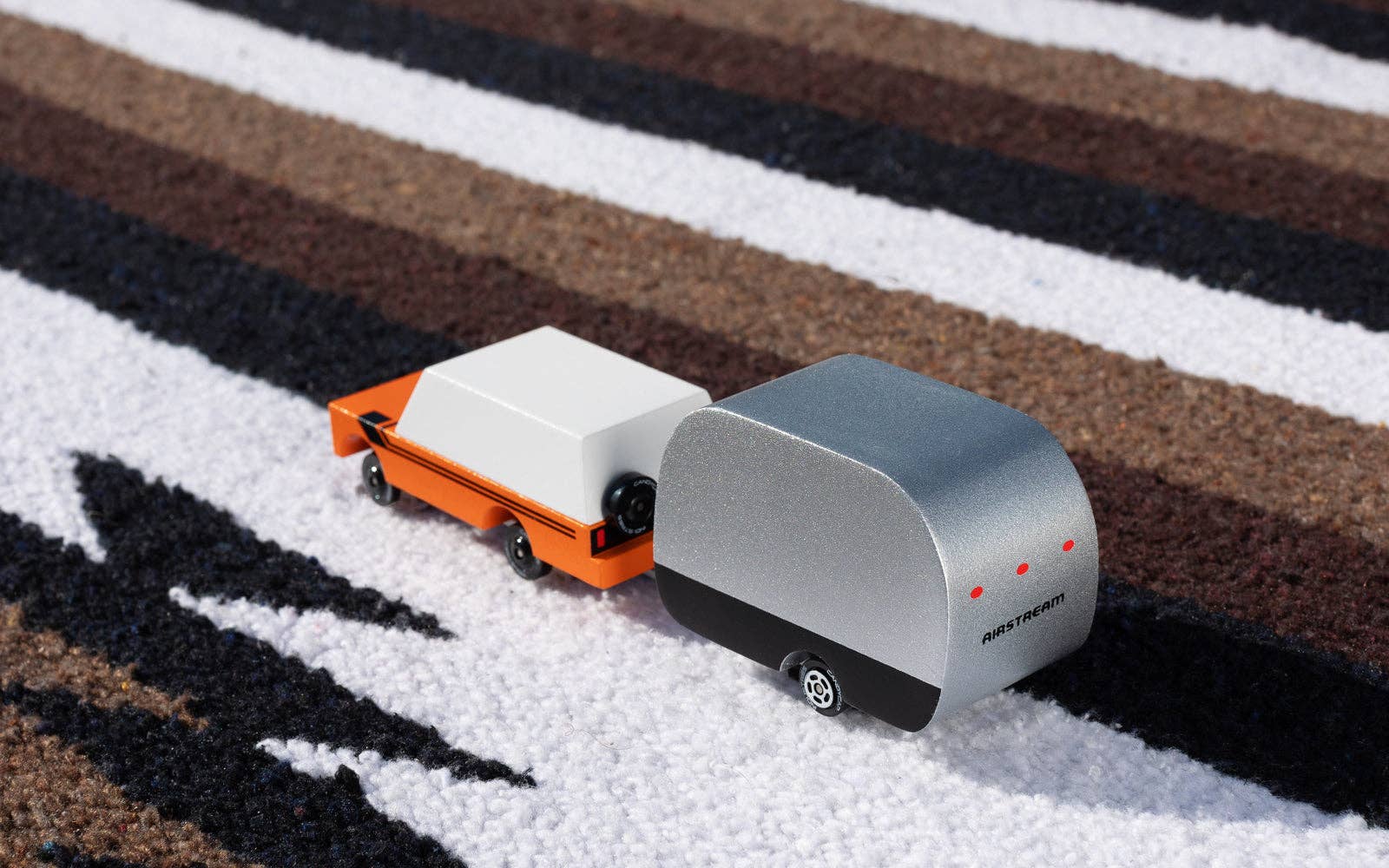 Candylab Toys - Airstream® Camper