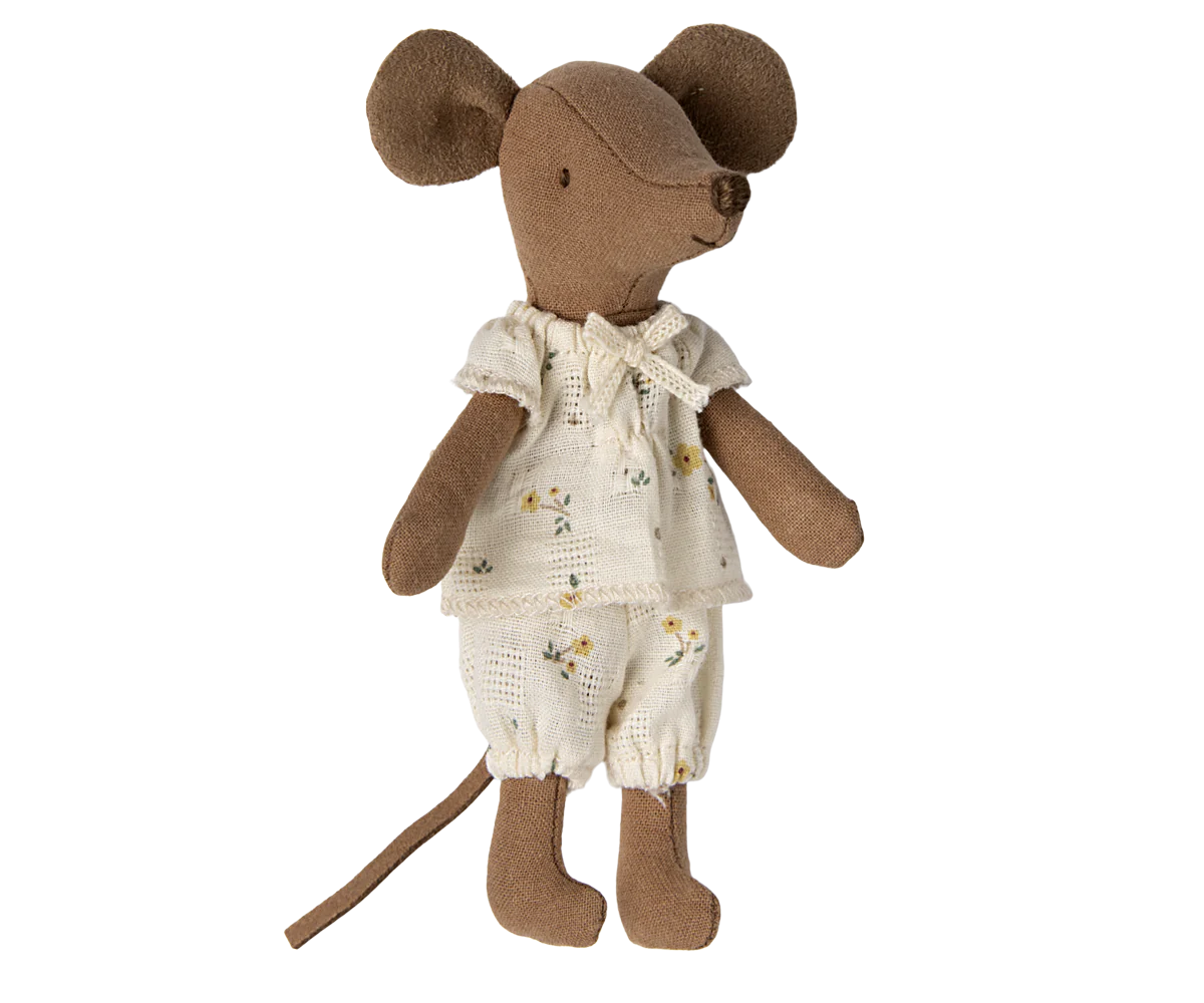 Maileg Big Sister Mouse in Matchbox (2024 With Magnetic Hands)