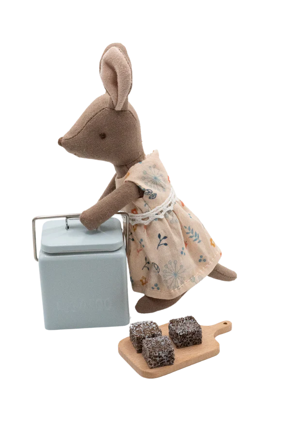 Rugaroo Blue Esky with Lamingtons | Rugaroo Doll Accessories