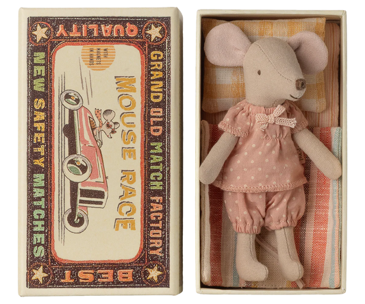 Preorder Maileg Big sister mouse in matchbox (Expected Delivery: 3.1.26)