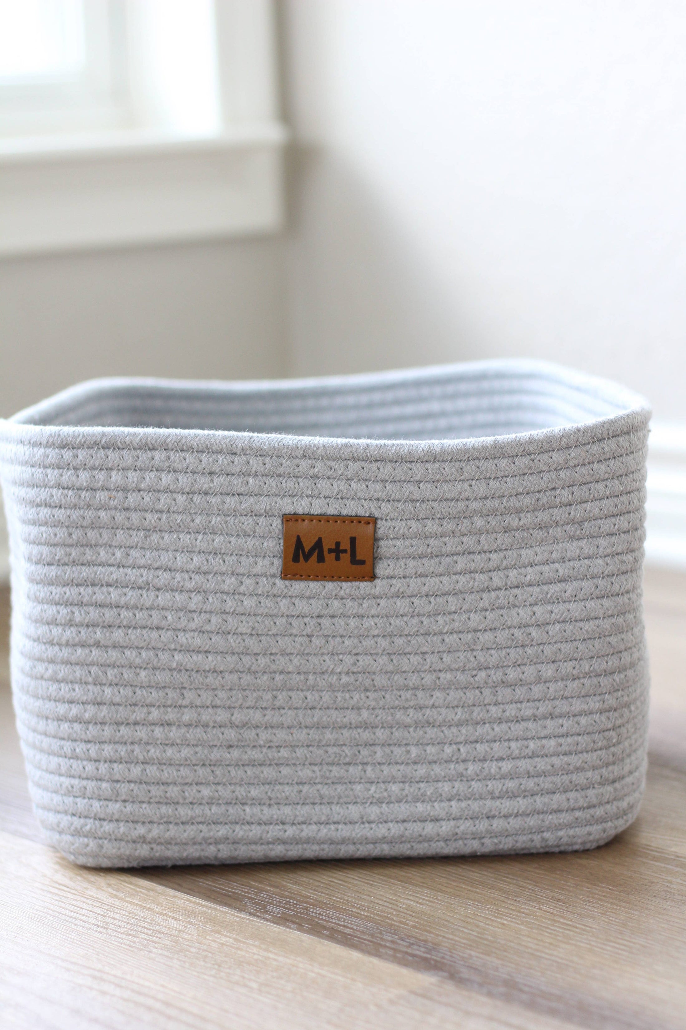 Maple and Lark Bliss Basket: White