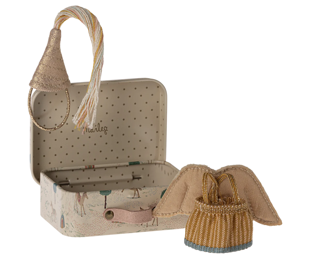 Maileg Fairy Clothes in Suitcase, Little Sister Mouse