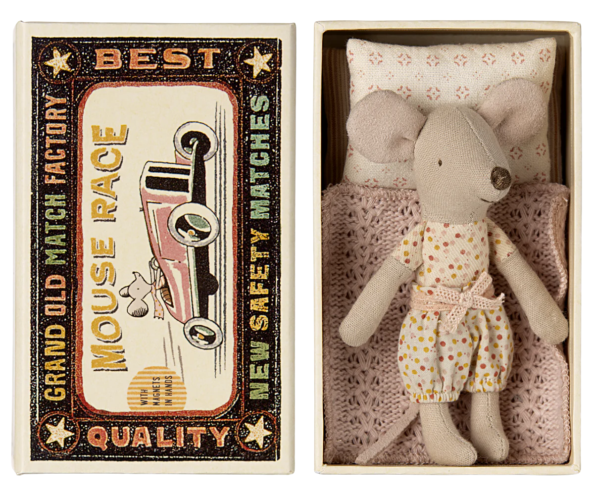 Maileg Little Sister Mouse in Matchbox (2024 With Magnetic Hands)