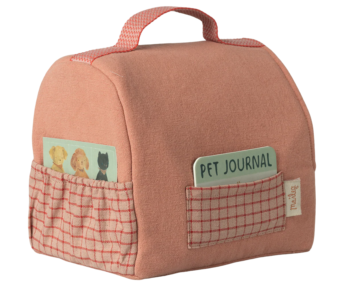 Preorder Maileg Pet carrier - Dusty Blue or COral (Expected Delivery: 2.15.26)