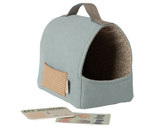 Preorder Maileg Pet carrier - Dusty Blue or COral (Expected Delivery: 2.15.26)