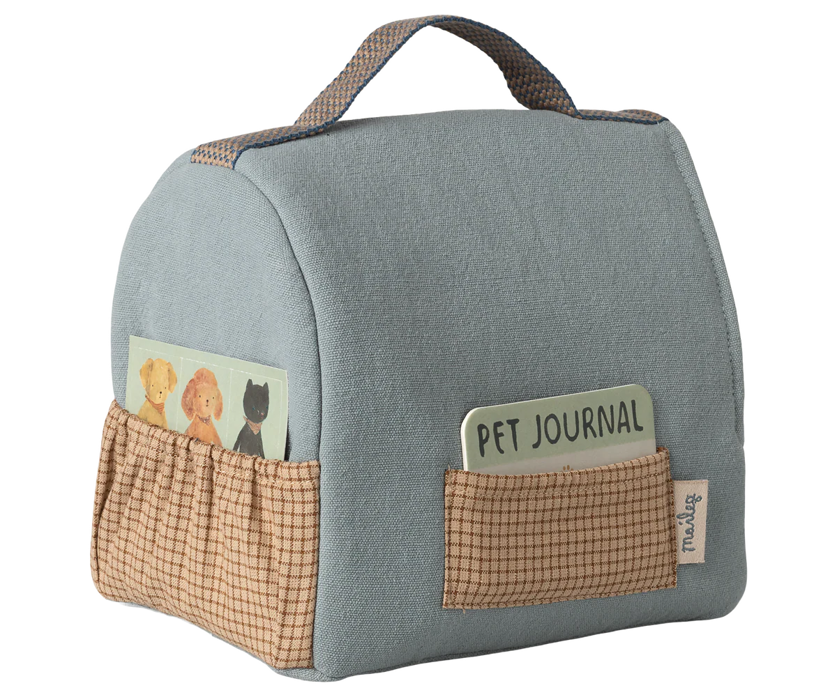 Preorder Maileg Pet carrier - Dusty Blue or COral (Expected Delivery: 2.15.26)