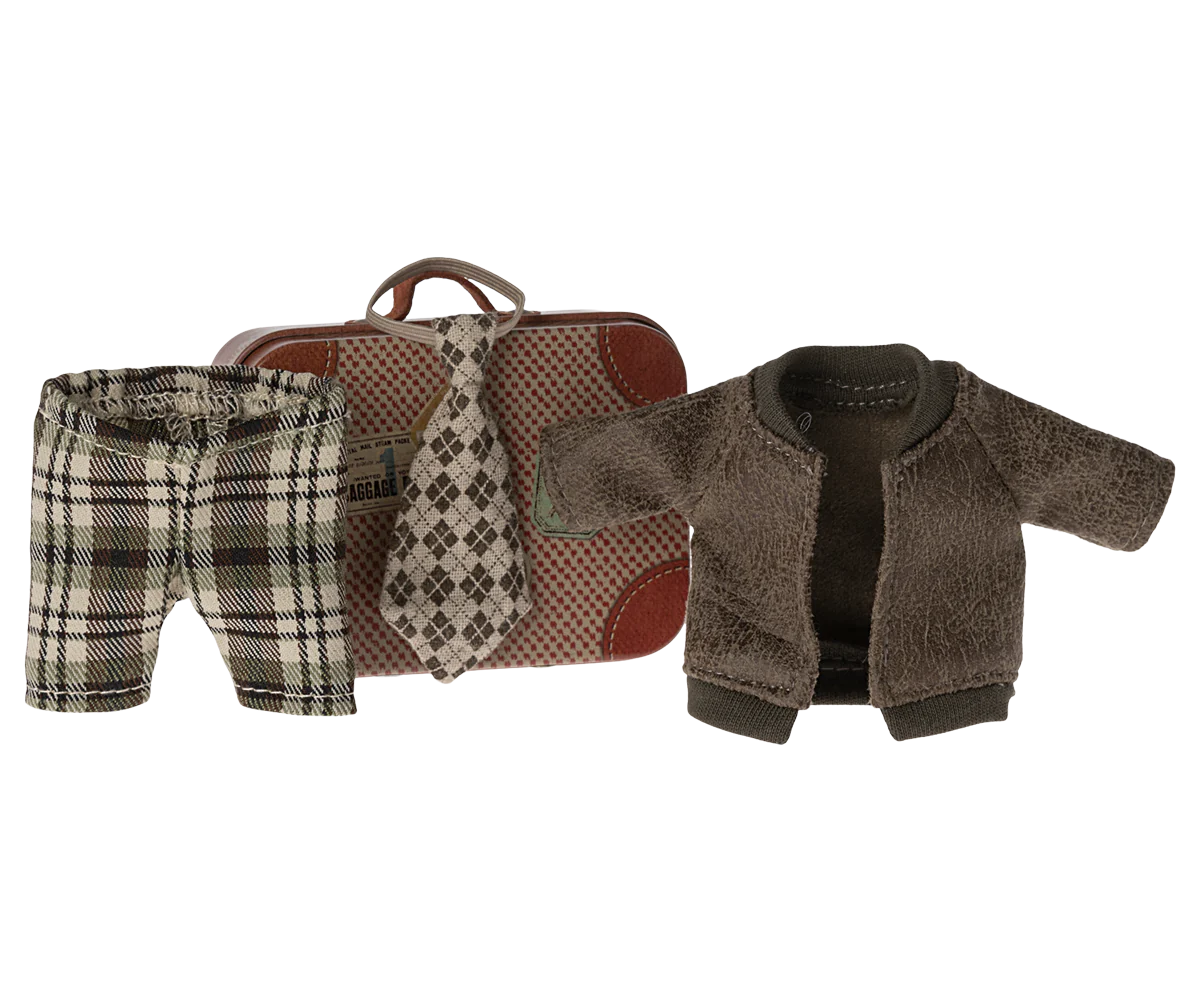 Maileg Jacket, Pants & Tie in Suitcase, Mouse - Grandpa