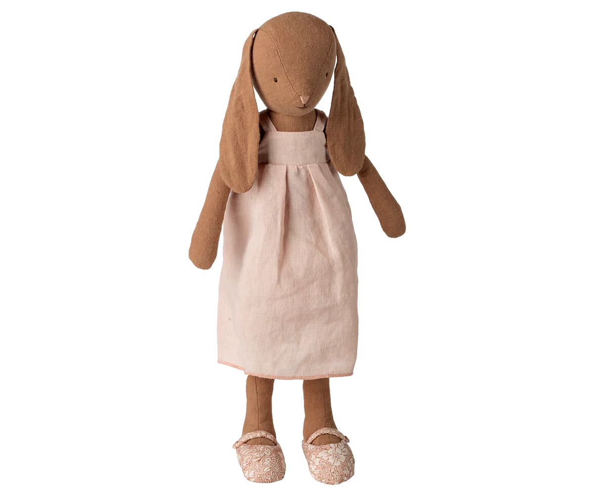 Preorder Maileg Bunny, Size 3 - Chocolate brown - Dress and shoes (Expected Delivery: 2.15.26)